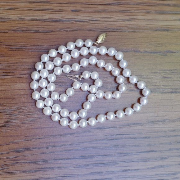 Vintage Estate Imperial Pearl 20" 6mm Genuine Pearl Necklace with 14k Gold Clasp - Picture 1 of 6